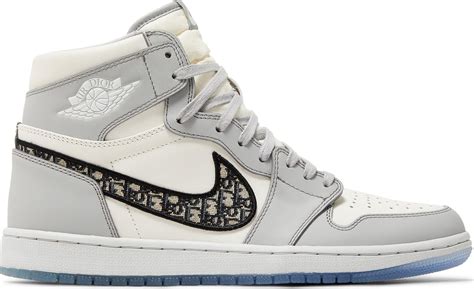 release dior jordan 1|Dior x Air Jordan 1 High To Launch Through Exclusive Online.